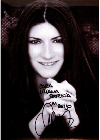 Foto de Laura Pausini oferecida com dedicatória à nossa Lili Ferraz! :) :D