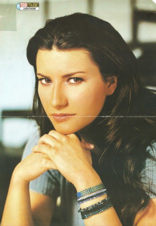 Póster de Laura Pausini, revista TopMusic